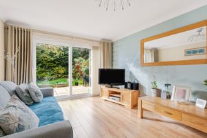 Lounge- click for photo gallery